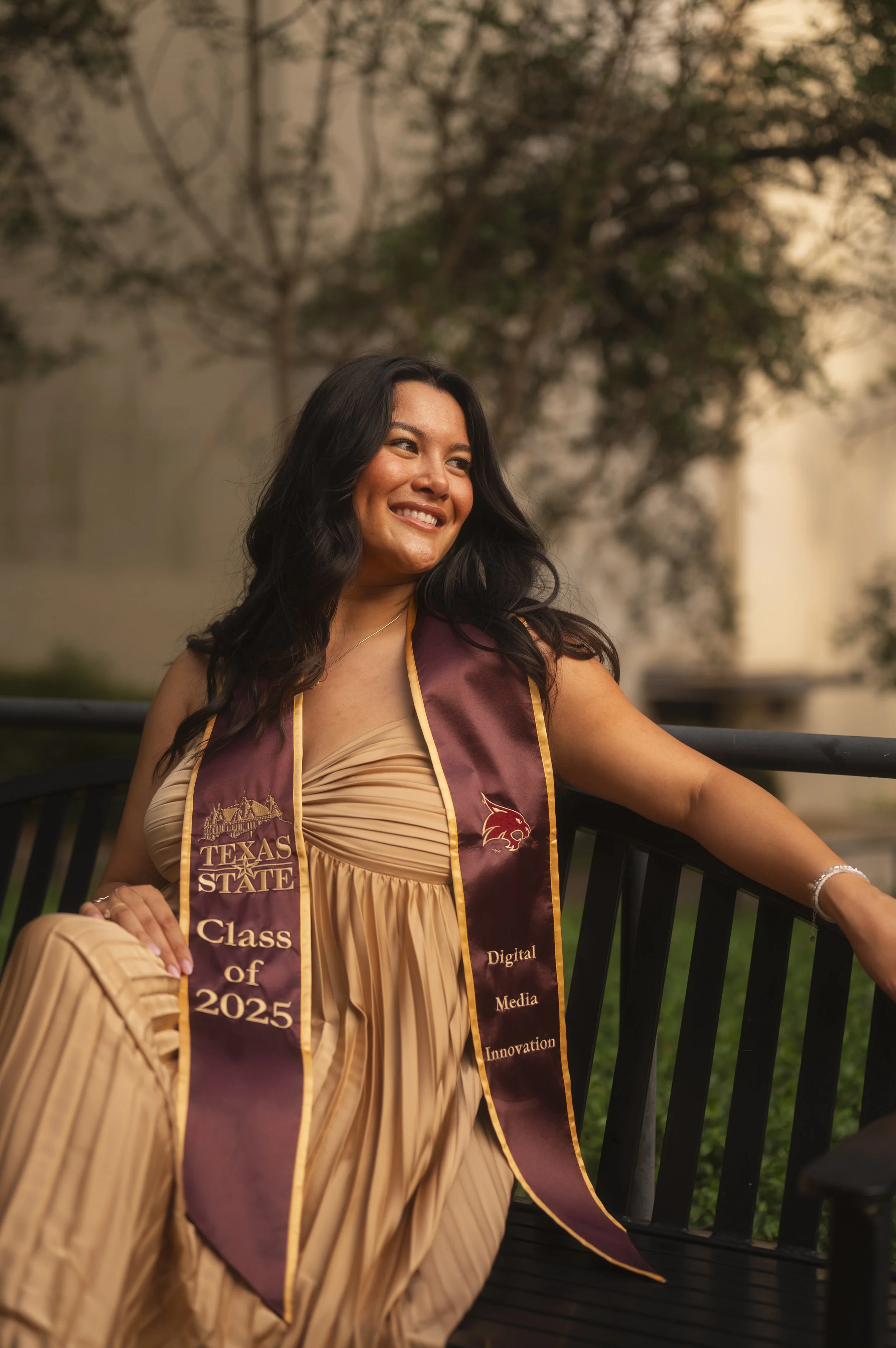 Grad Portraits Website-4.JPG