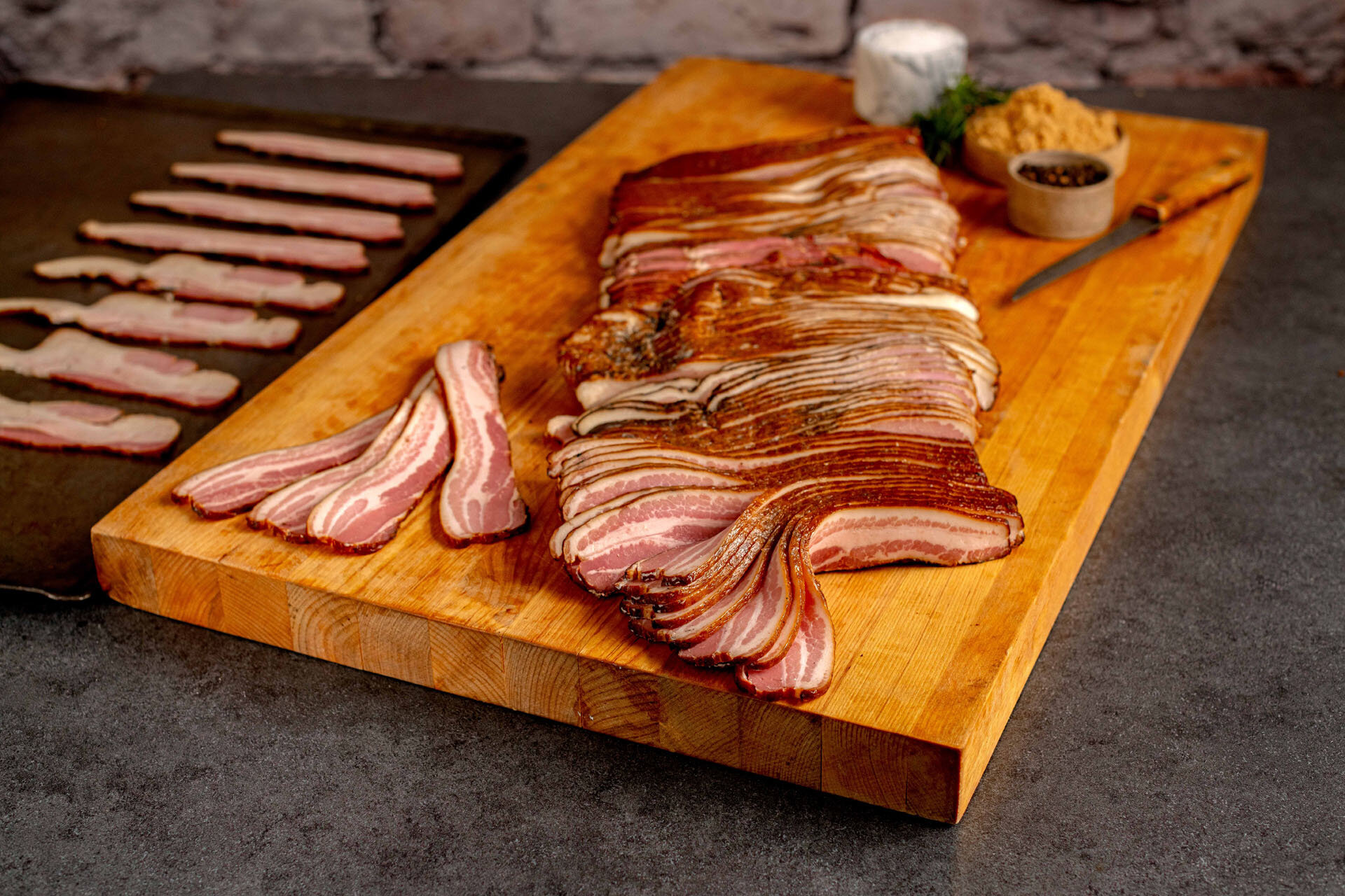 10 lb Sliced Bacon 03.jpg