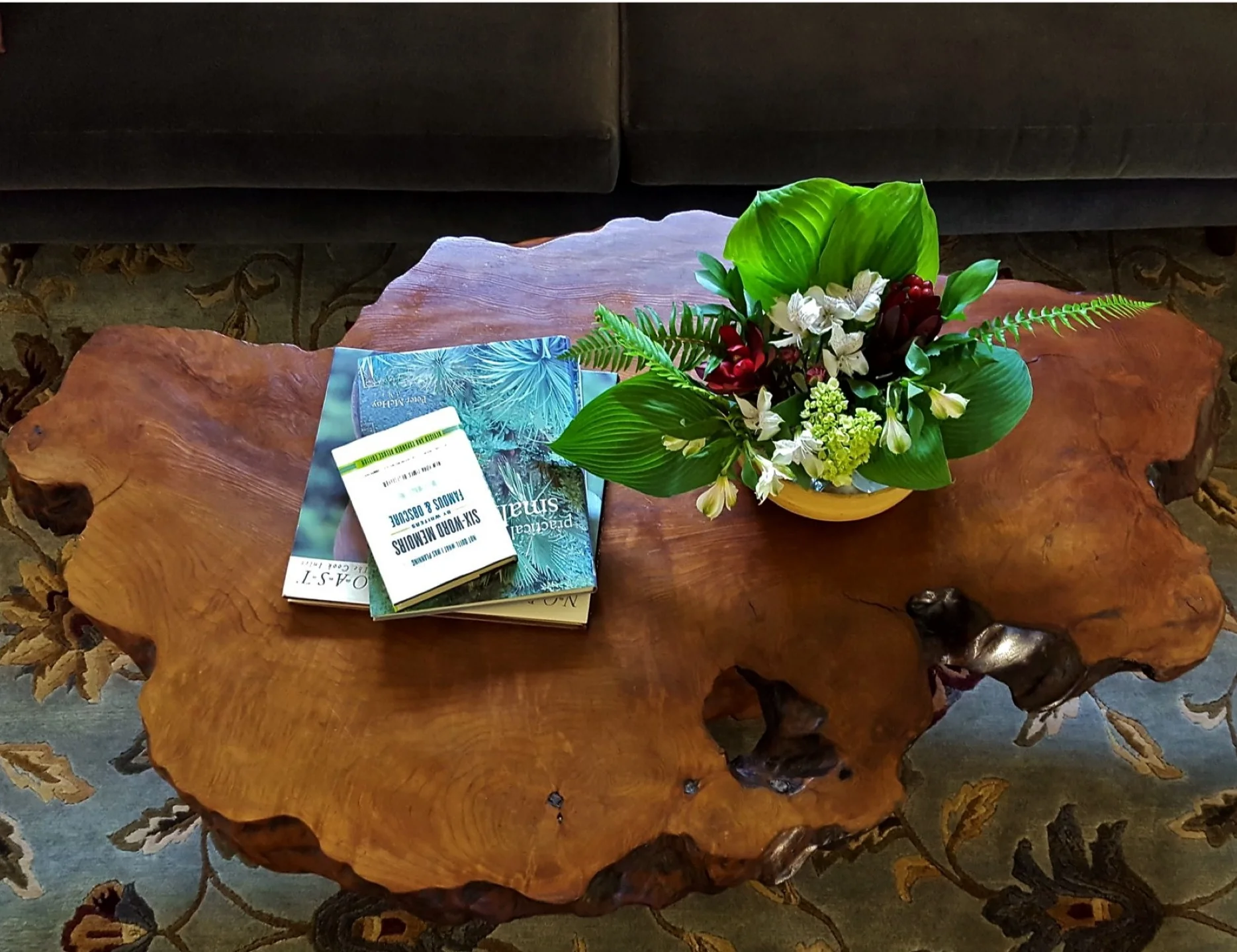 Treetableoverhead_ALT_cushions_border.jpg