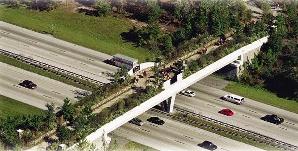 The wildlife bridge over I-75 in Florida (photo courtesy of the Life As Ty See's It blog) 