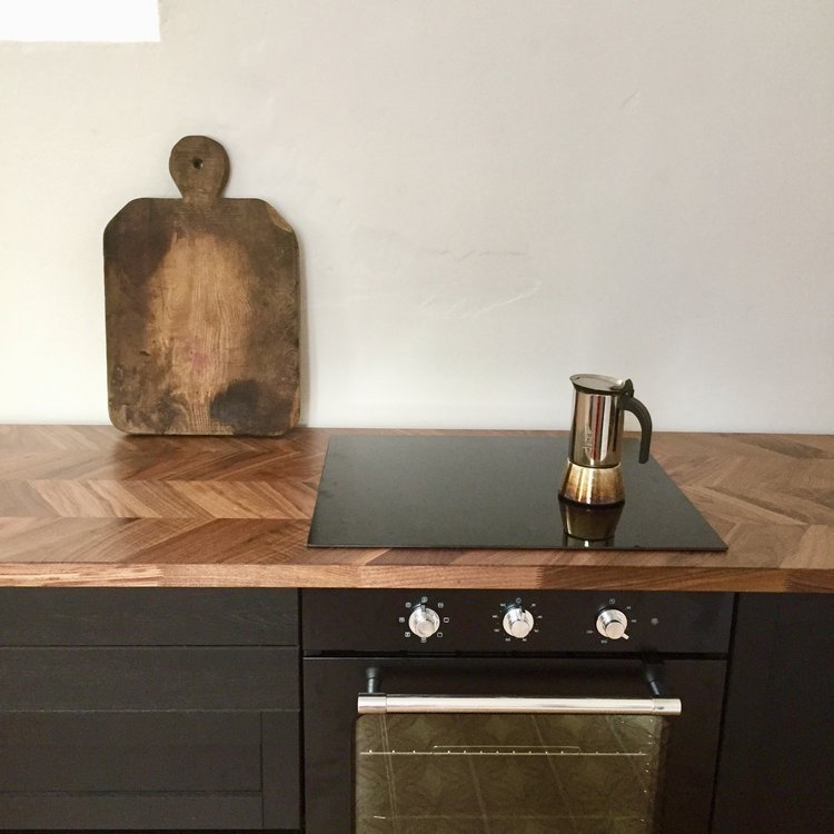 Black + timber kitchen by Marnee Fox.jpeg