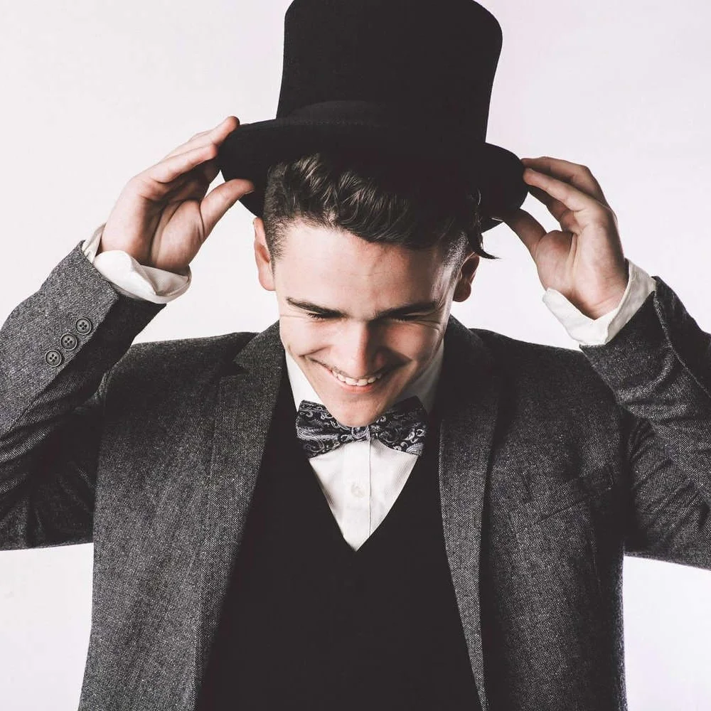 Just A Gent: A Gentleman Of Leisure With Stories To Tell