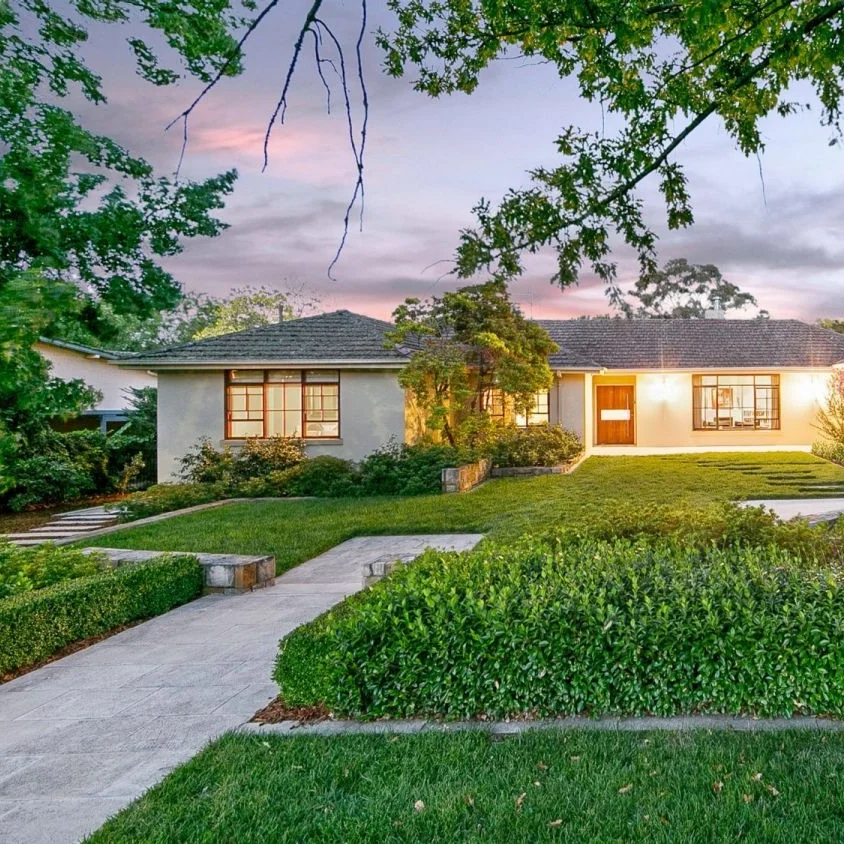 Enjoy a glass of red at this Red Hill retreat