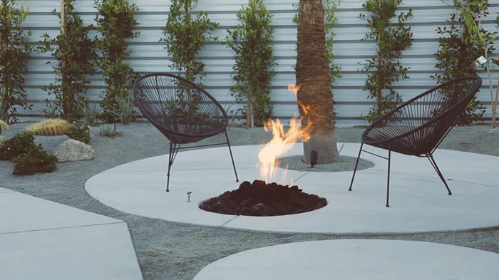 cinemagraph-outdoor-fire-pit.gif