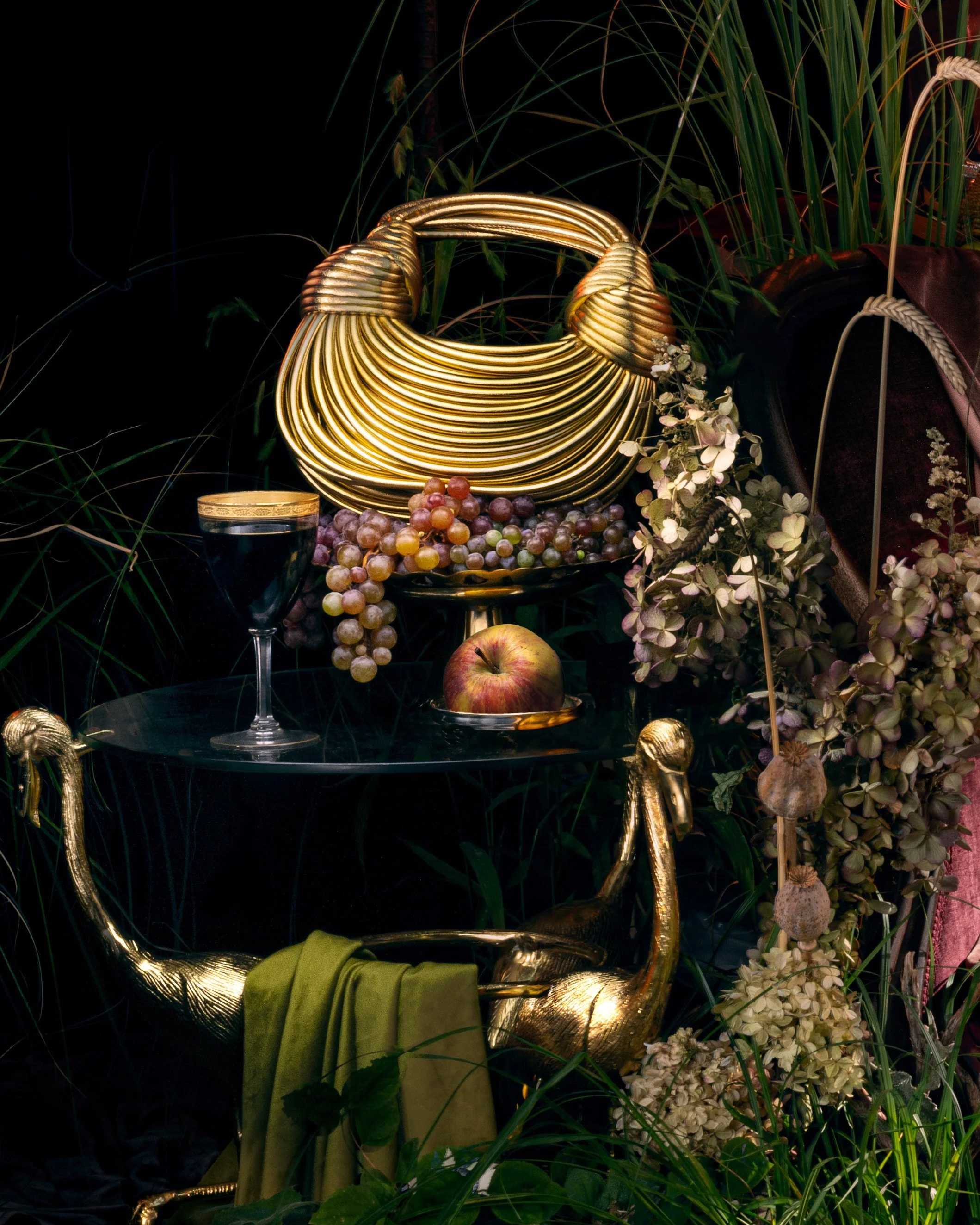 luxury-handbag-gold-still-life-nightflare-creative.JPEG