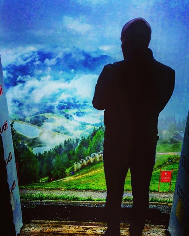 Longing for ski season⛷
Start point Kitzb&uuml;hel, Hahnenkamm😳

#tirol #kitzb&uuml;hel #autu #alps #ski #beautiful #amazing #kitzb&uuml;hlerhorn #hahnenkamm #amazingview #passion #nature #lederhosen #culture #art #derstreif #mountains #longingforwi