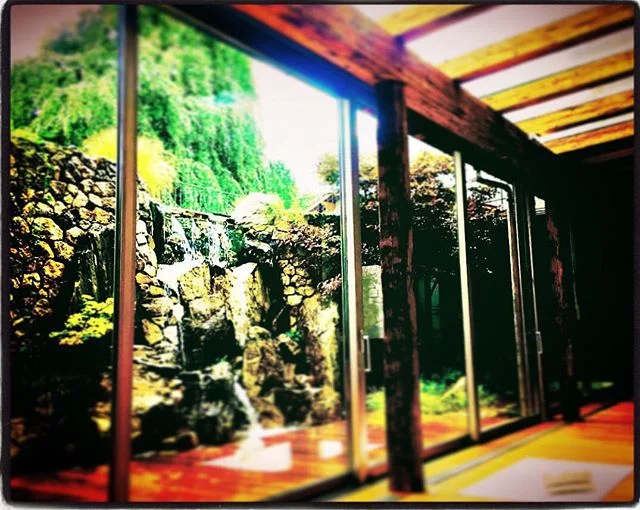 Morning yoga serenity 😊🙏 #yoga #morning #monday #colors #architecture #trees #water #workout #waterfall #beautiful #amazing #travel #amazingview #nature #lederhosen #culture #art #mountains #bestpicture #instalike #bestphoto #instagoods #devine #hi