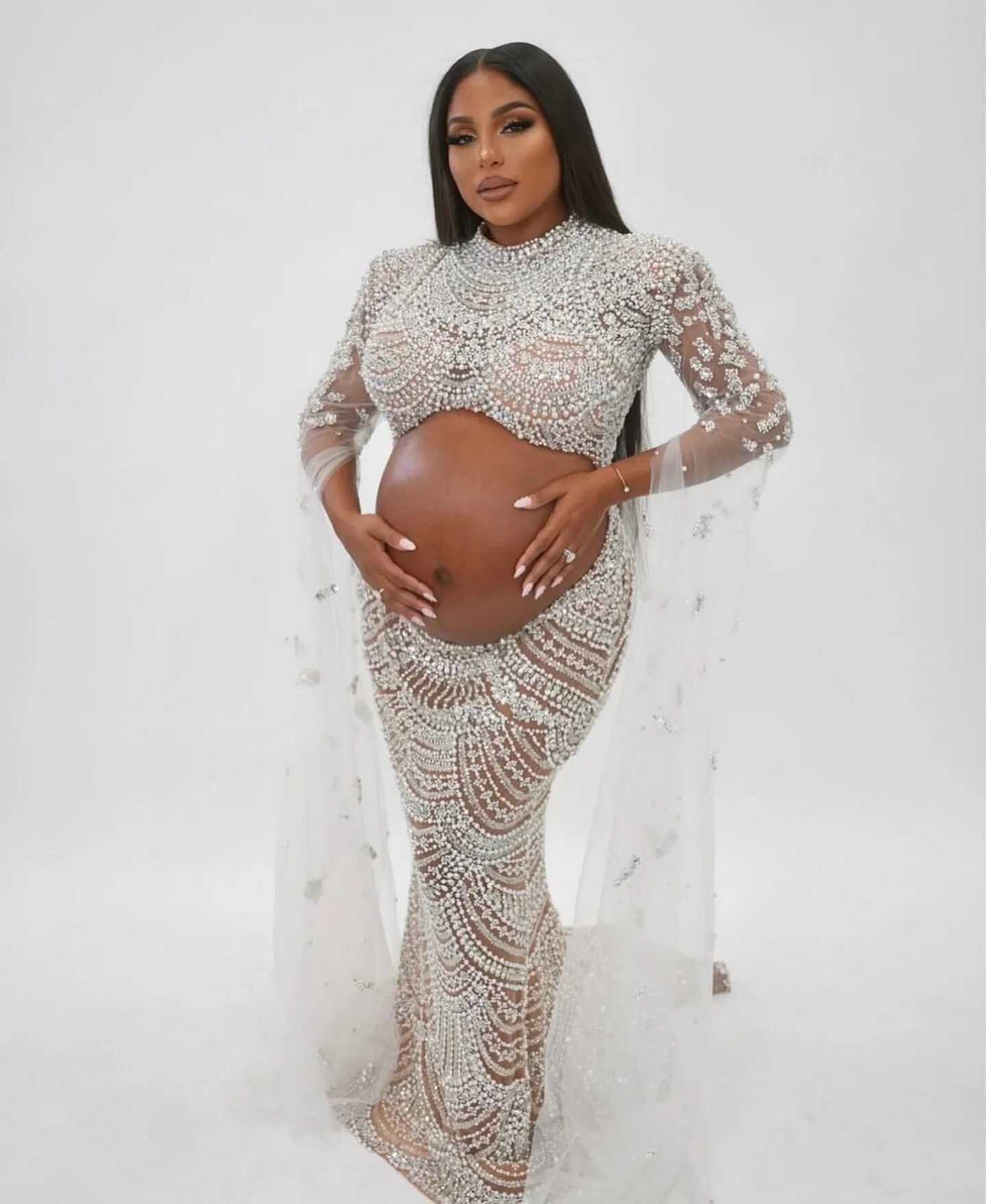 While editing these photos Candice and B. Roll both learned how to copy and paste edit settings to multiple photos just using the iPhone editor&hellip; their lives will never be the same 🤣😂 Congrats to the lovley mother to be! Can&rsquo;t wait to s