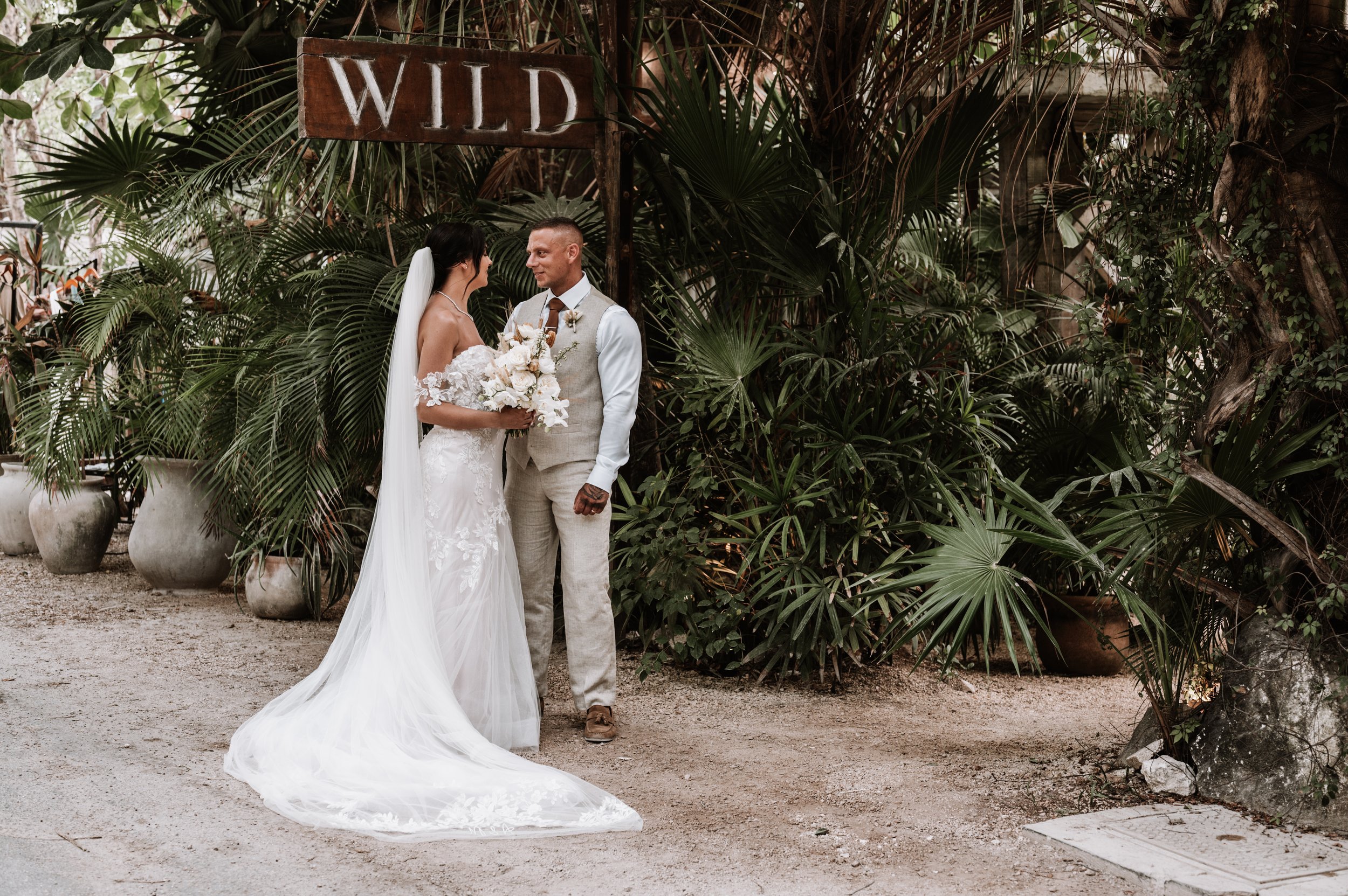 Michelle & Alec Wedding (1 of 1)-653.jpg
