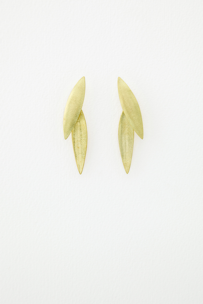 18ct Gold Plume Earrings