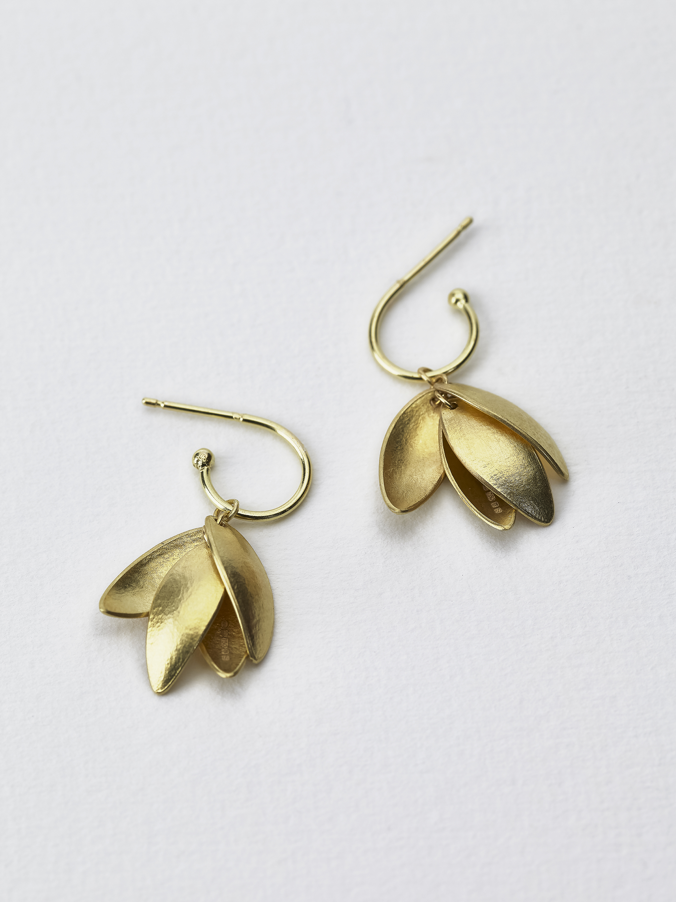 Nestling hoops flat.jpg