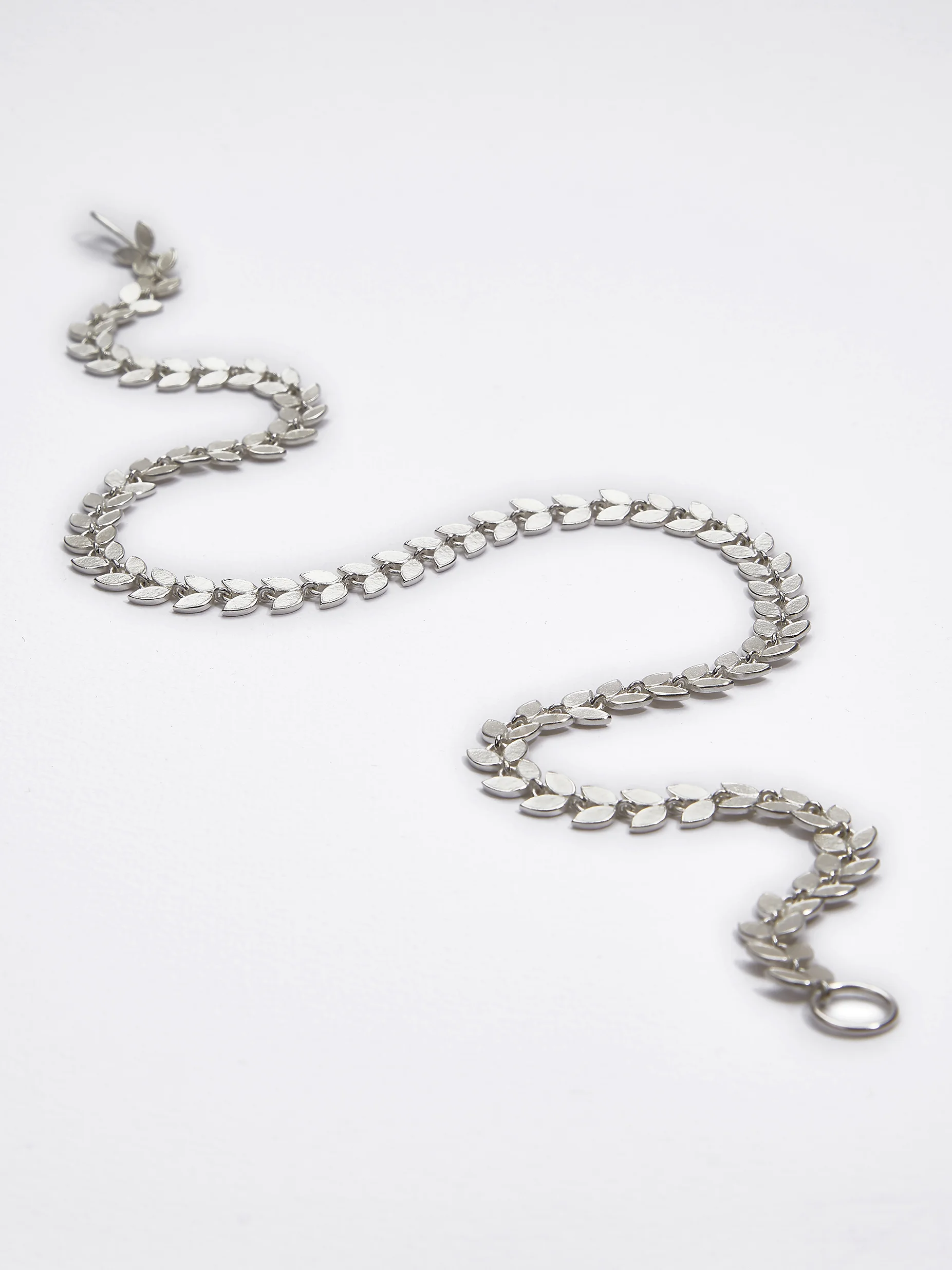 Fine Leaf Necklace