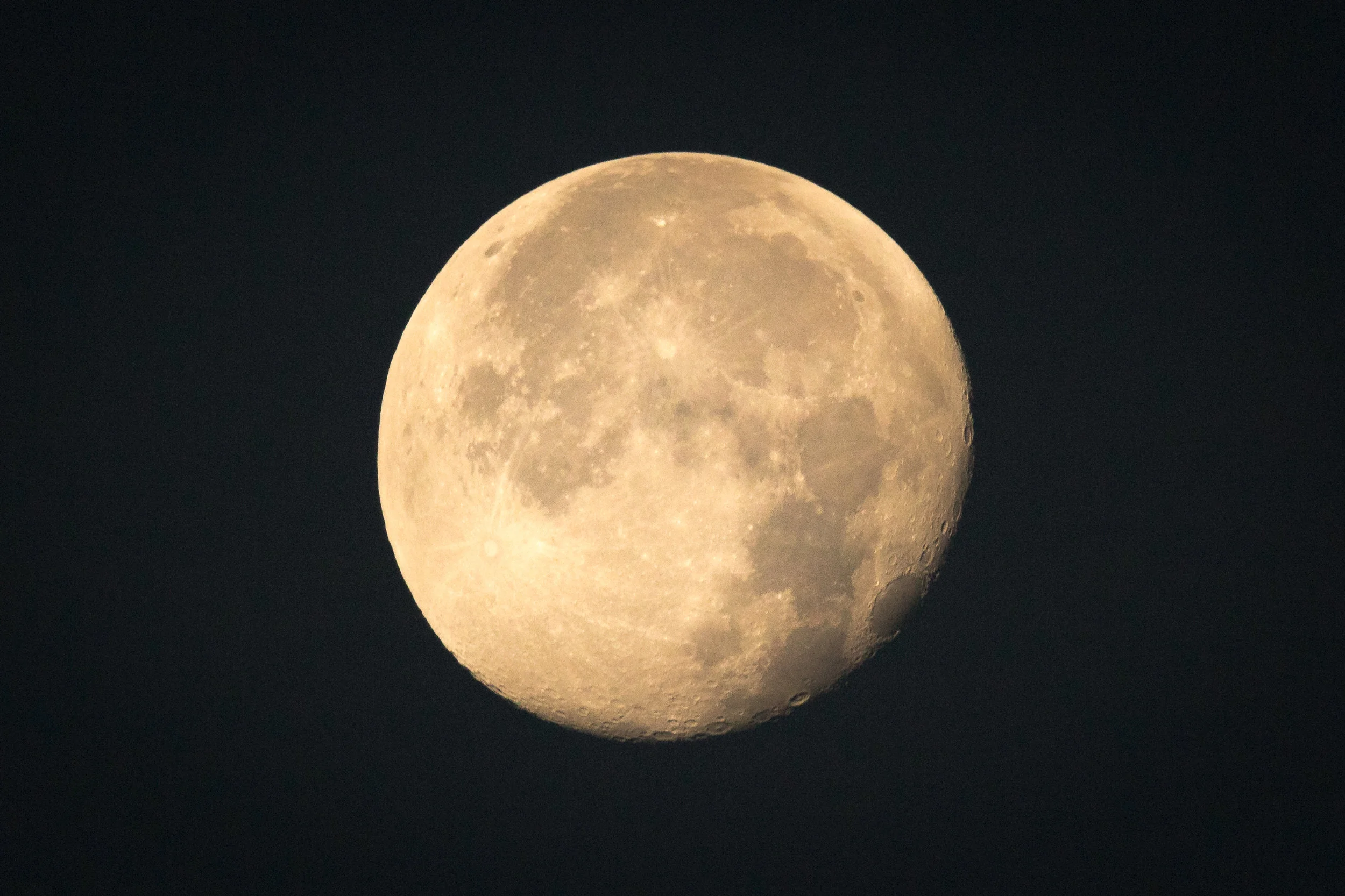 Moon2018-1.jpg