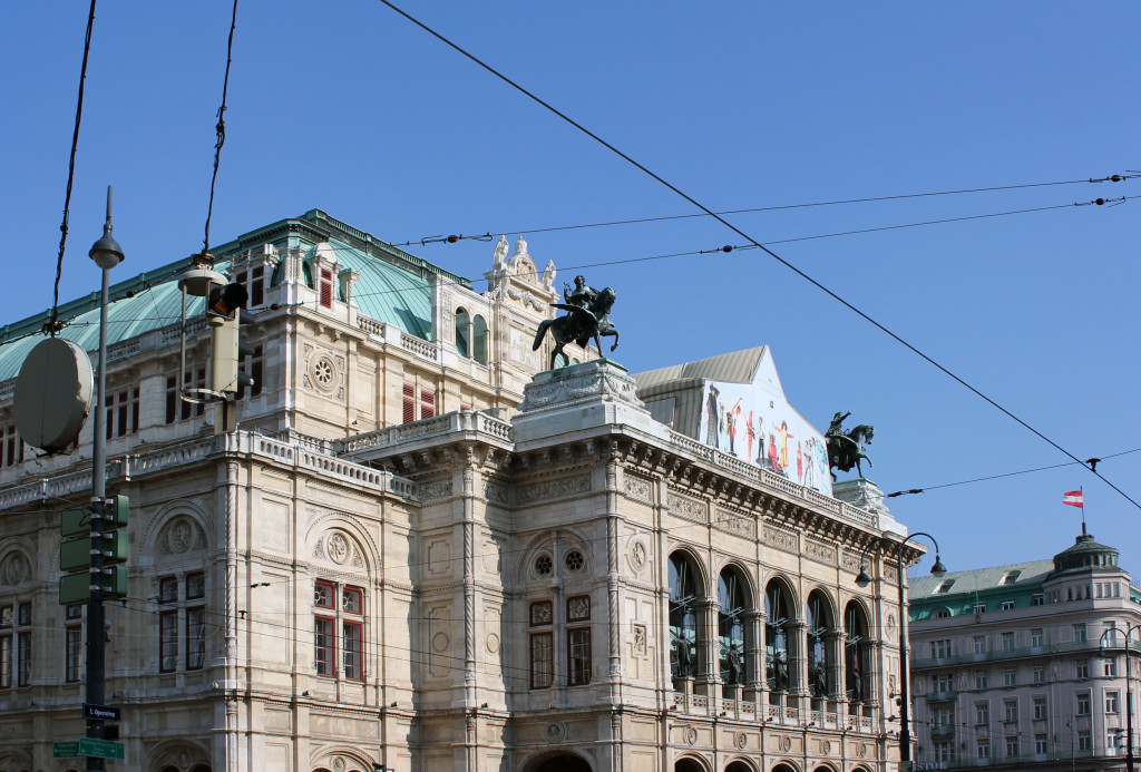 How to see the Opera in Vienna for cheap