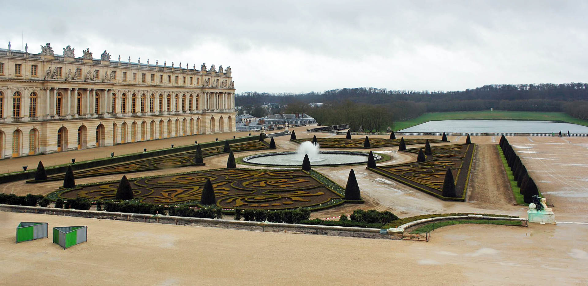 Versailles-Garden.jpg