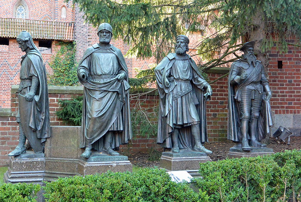 Malbork Castle: Gdansk Day Trips