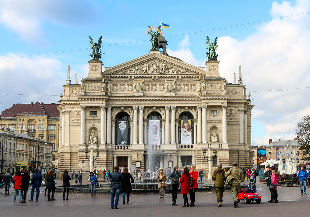 Opera-Theatre.jpg