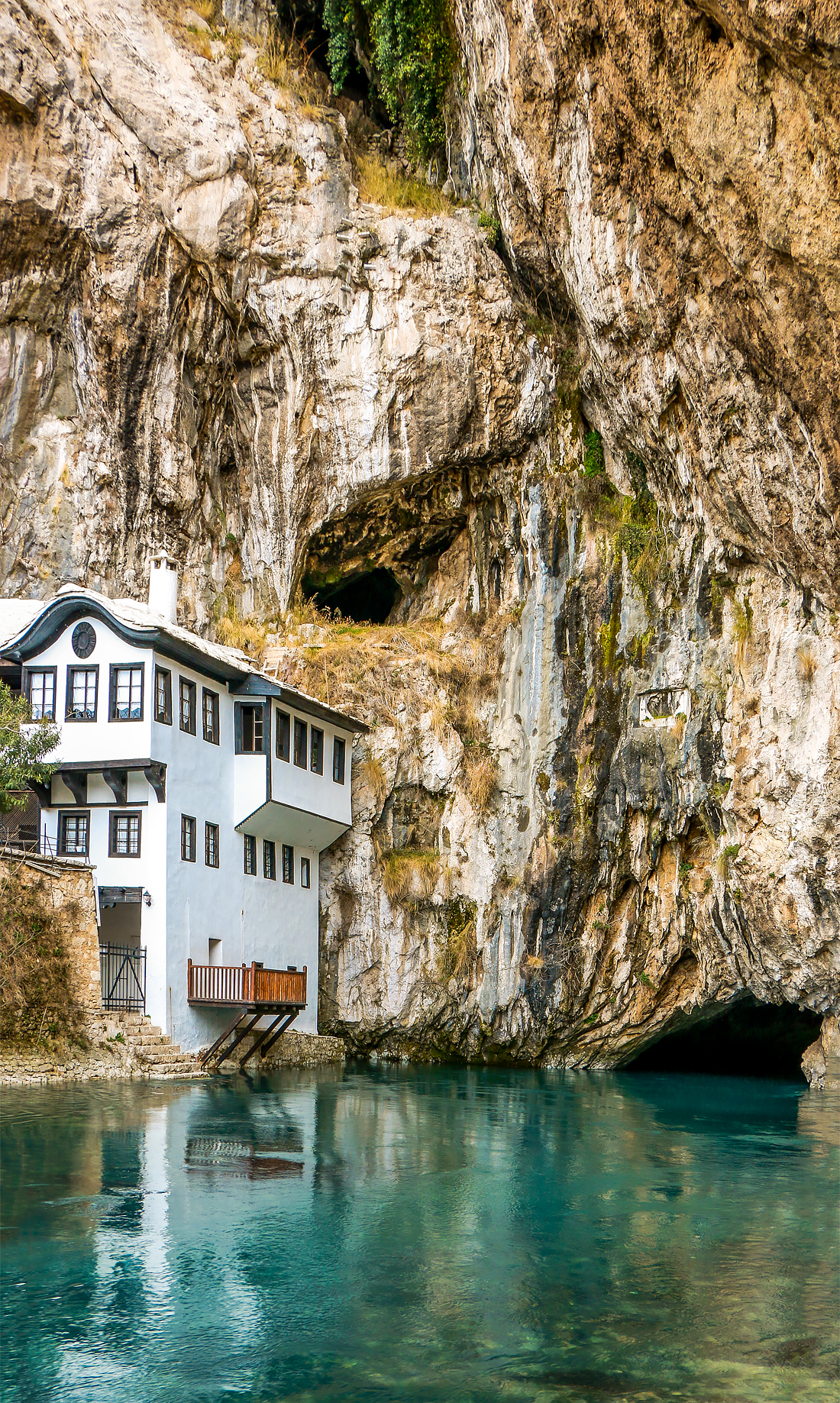Mostar to Blagaj Day Trip: A $6 Itinerary
