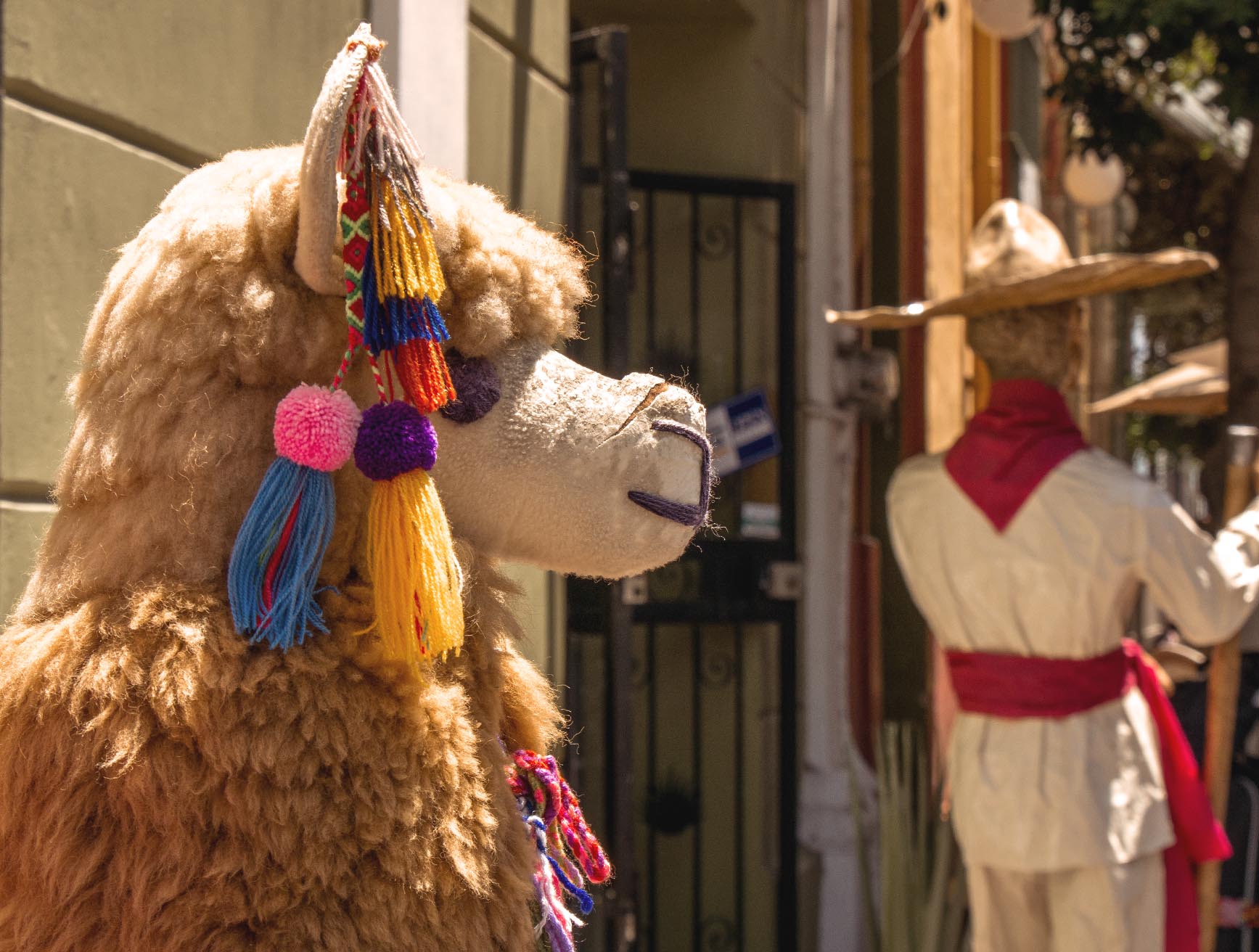 Shopping in Tlaquepaque, Mexico