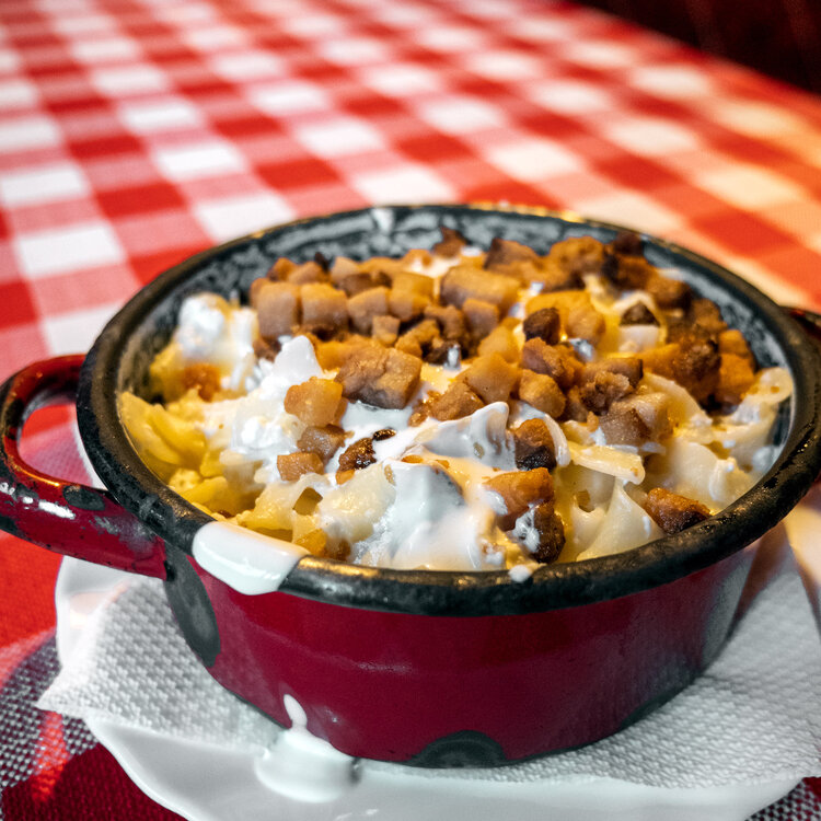 Hungarian Foods: Cottage Cheese Pasta - Túrós Csusza