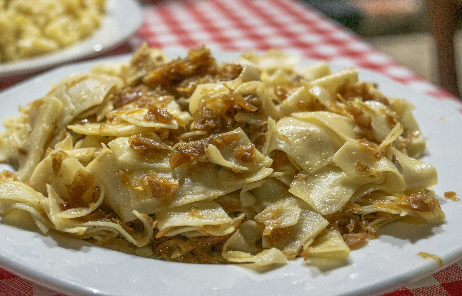 Hungarian Foods: Cabbage Noodle - Káposztás Tészta