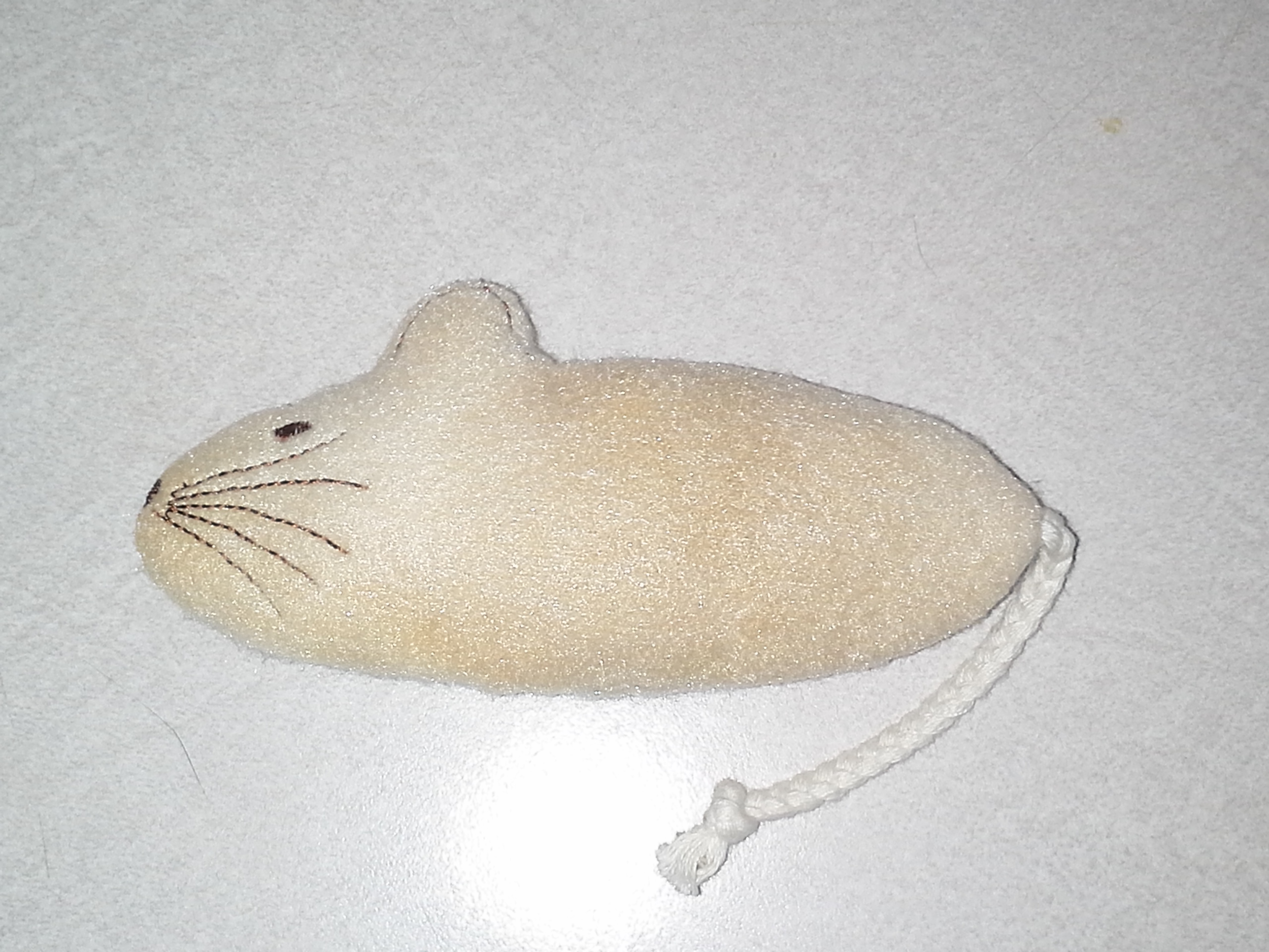 Tan_Catnip_Mouse_2_x_4.5.png