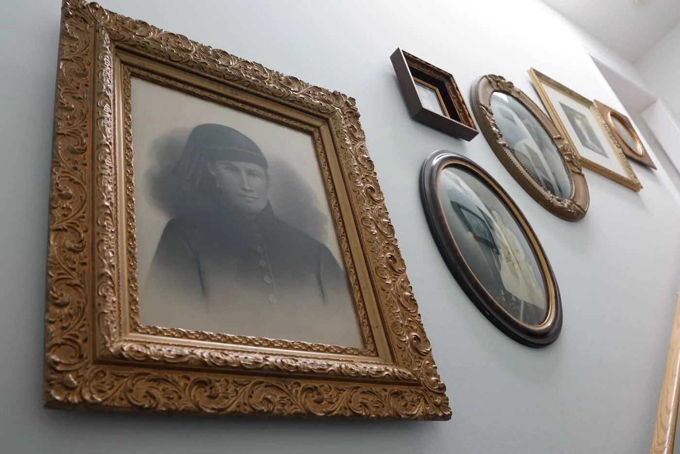 Eclectic Lakeview Loft