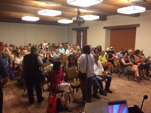 Standing room only for the Alumbrones screening.