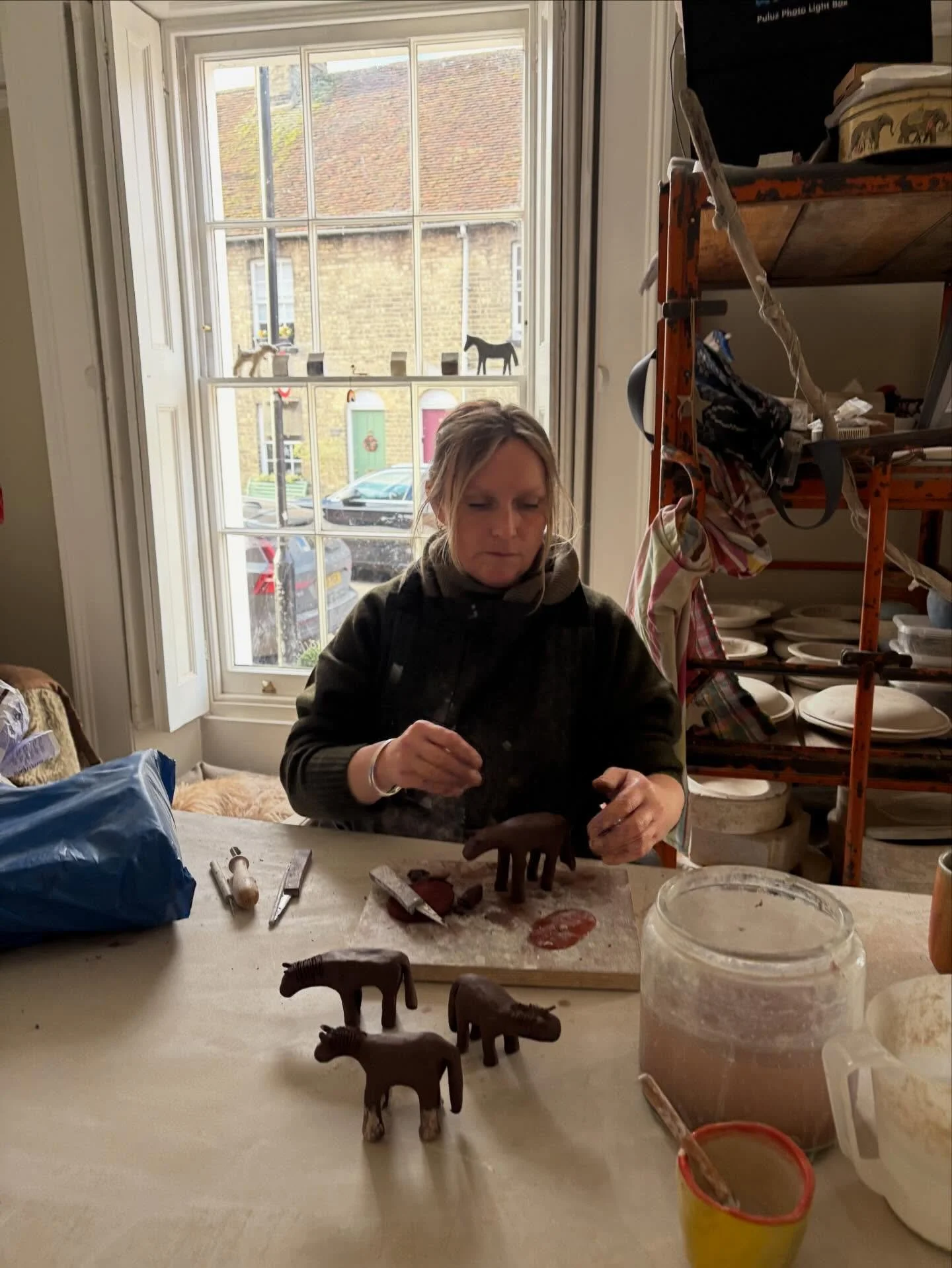 I am counting down the minutes to get these ponies fired. I am not brave enough to travel them down the road to my friend @shopatseed house to fire them as their ears and  tails are super fragile in this raw clay state. 

Gabby and I had a most excel