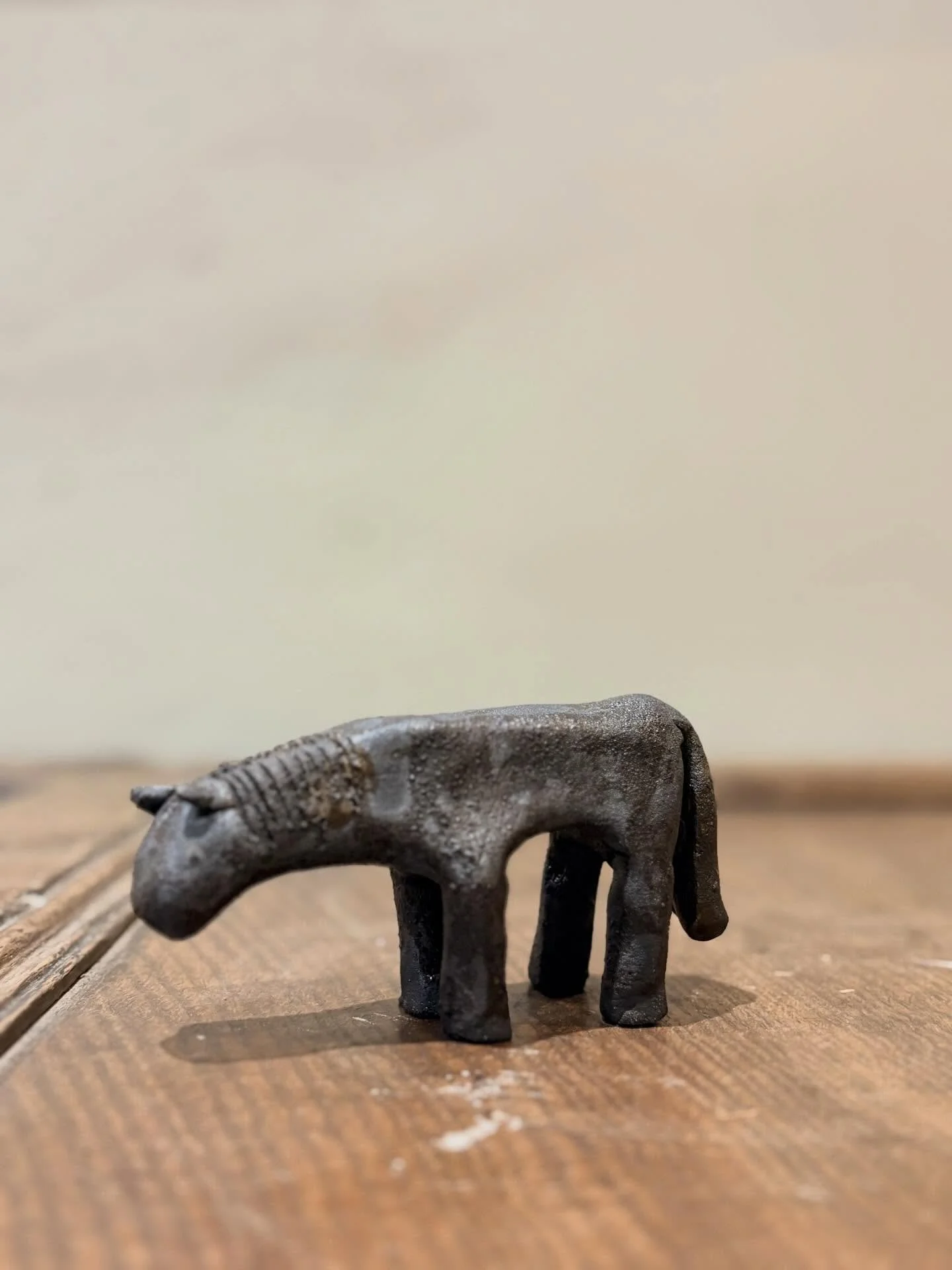 First finished ponies of the year. 

It&rsquo;s going to be so hard to say goodbye to these little fellas as I have got so attached to them all. Hope you love them as much as I do. 

#yearofthehorse #amandabanhamceramics #horses #ponies #ceramicart