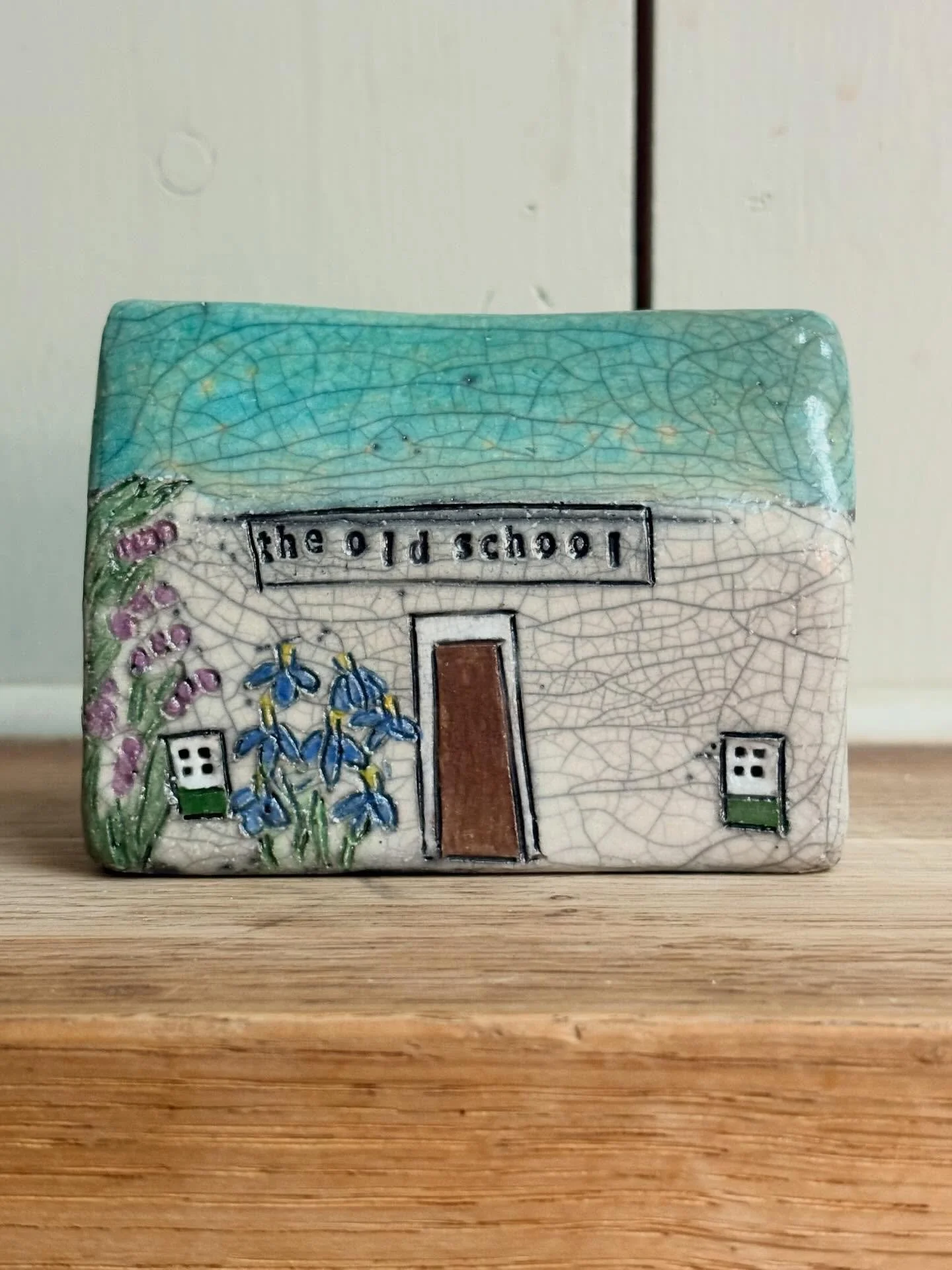 A very successful day spent Raku firing today. These beauties will all be for sale on Thursday at 7pm in my online shop. 

I am still glazing the stoneware houses and ponies so hopefully they will make an appearance too. 

Hope you see something you 