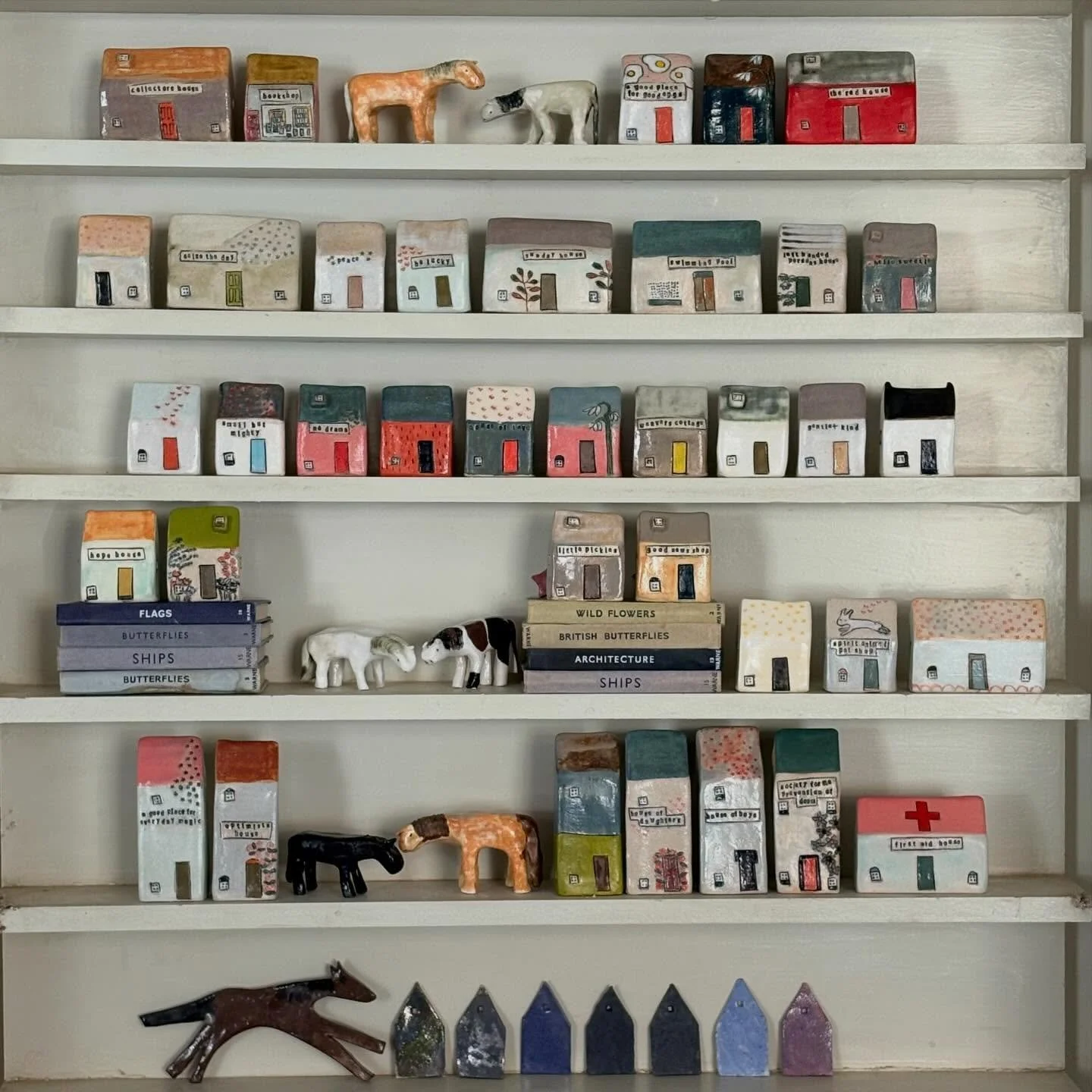 The villagers are all out cleaning their windows and sweeping their paths in anticipation of this evening&rsquo;s sale. Hope you can see your forever home ( or horse ) 

Preview is open to view now and the shop opens at 7pm. 

#amandabanhamceramics #