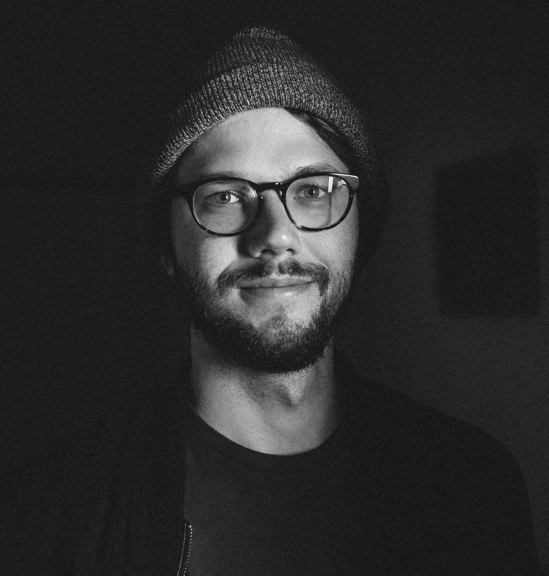Jay Salbert - Editor Jay Salbert is a filmmaker based in Washington, DC. He’s worked around the world with companies, including Facebook, Invisible Children, Honest Tea, International Justice Mission and more, creating everything from 3-minute promotional videos to full-length documentaries.