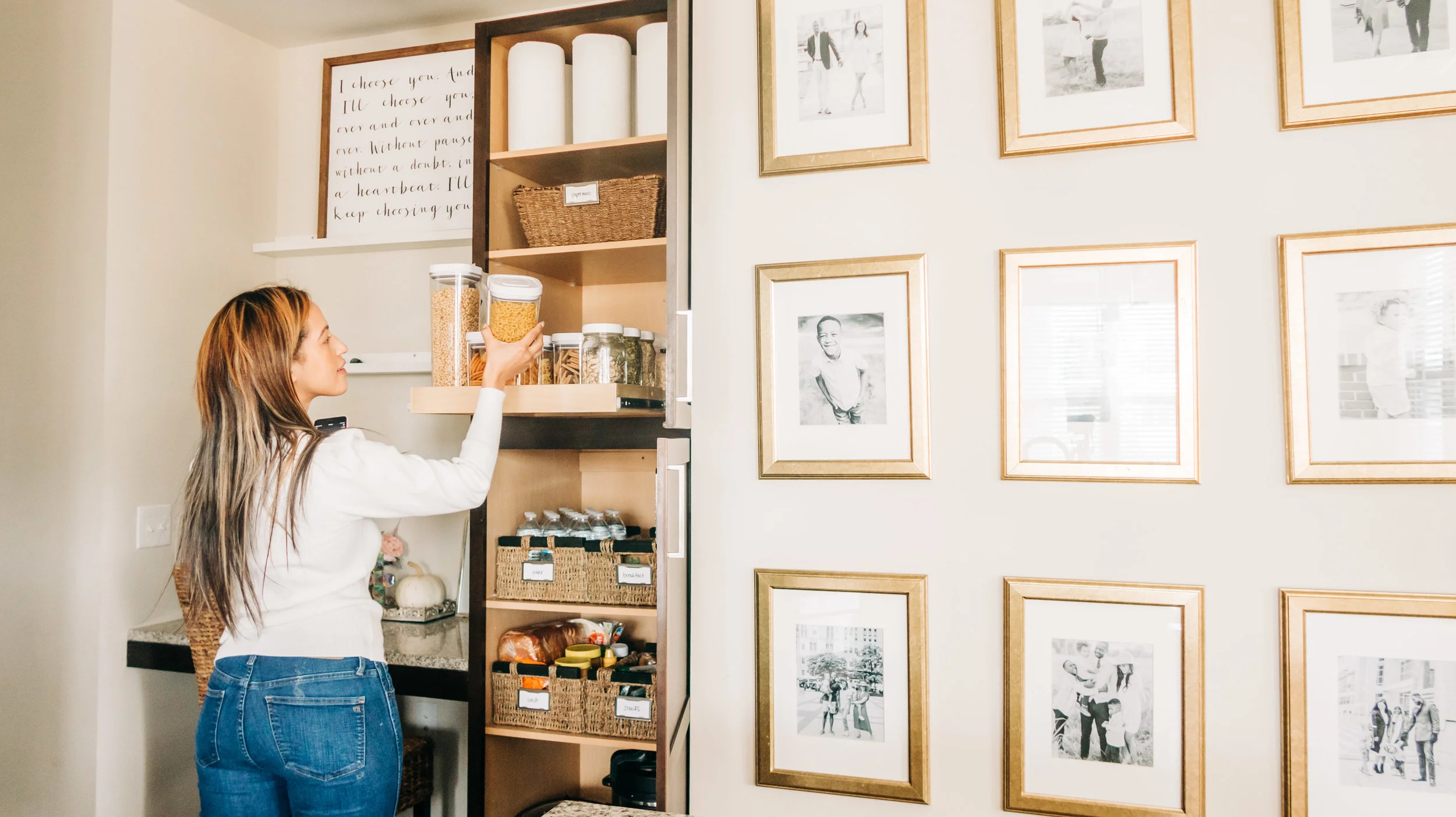 Reasons to Upgrade Your Apartment Kitchen Cabinets