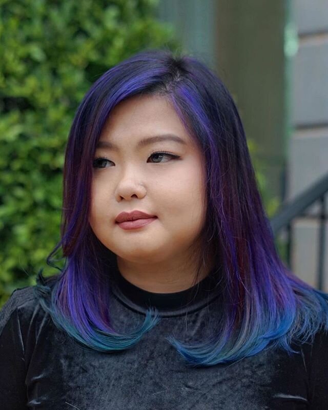 Purple - Turqoise colormelt for @celiamaruli! 💜💙💚 by @reyhairstylist &mdash;&mdash;-
#bluehair #purplehair #w2salon #komunitassalonindonesia #seputarsalon #seputarsalonid #brushandscissors #colormelt #hairtrends2020 #turqoisehair