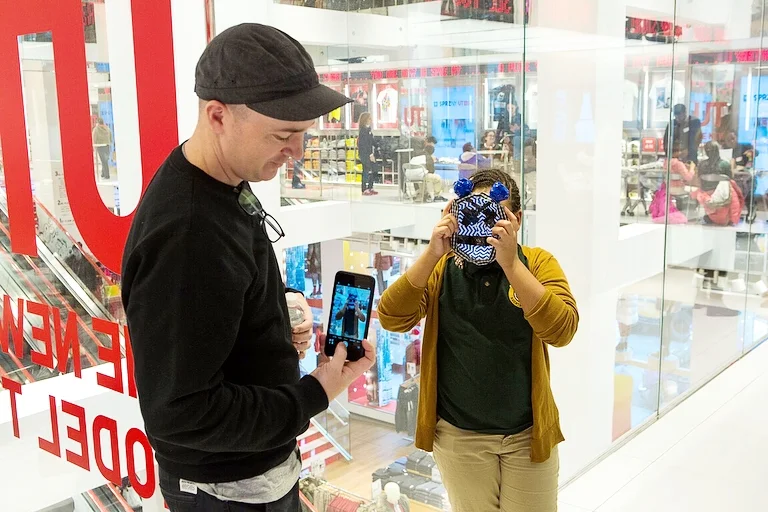 Uniqlo x KAWS - Launch Social Coverage  (Freelance)