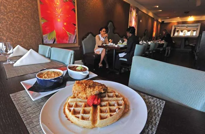 chickenwafflemansion526.jpg