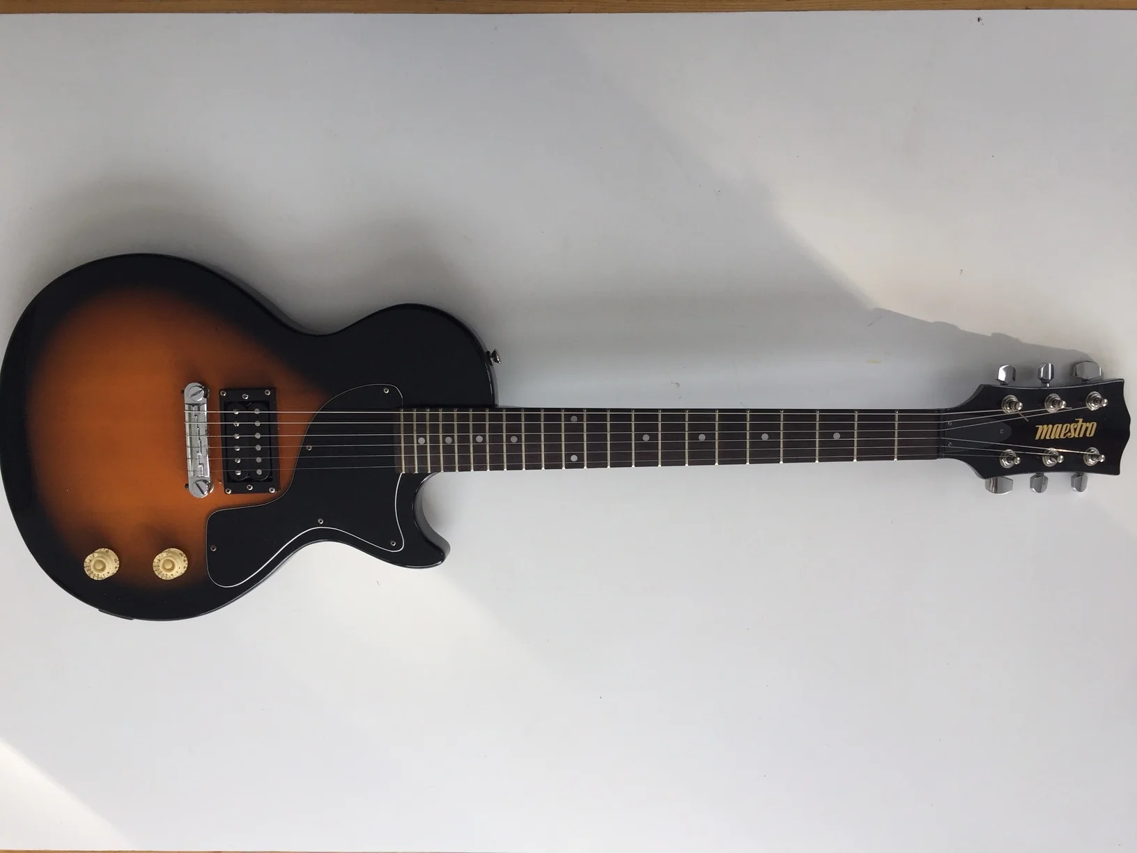 Used Gibson/Baldwin Electric Guitar     $99