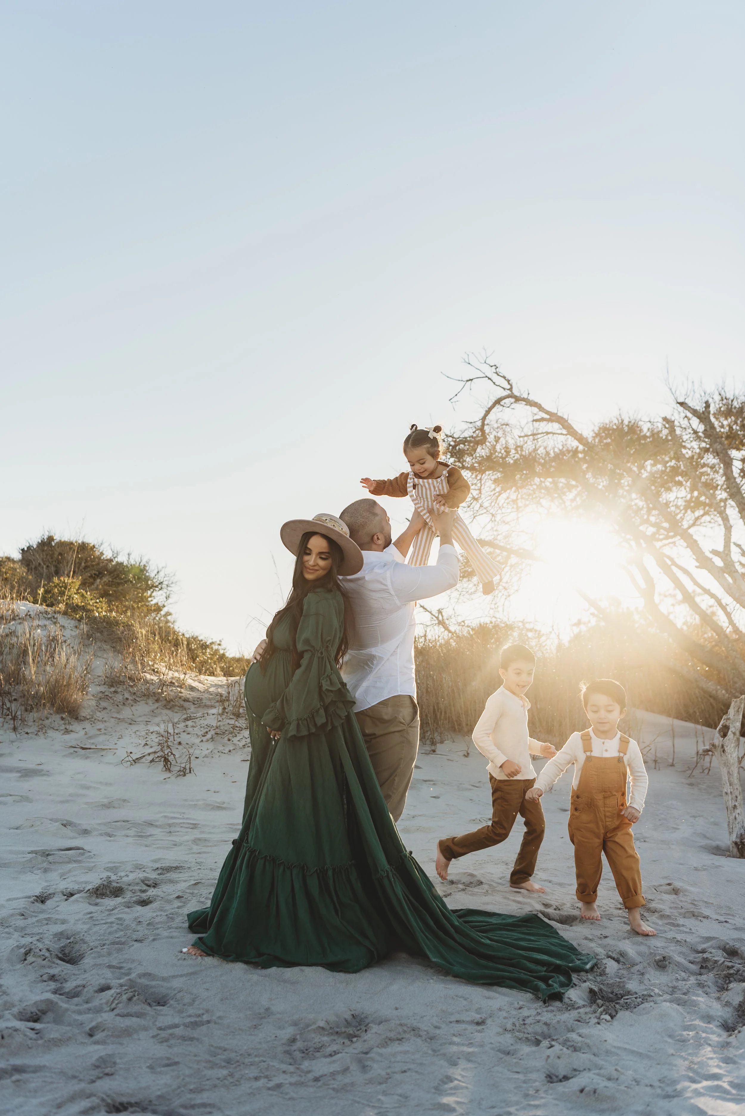 family maternity beach photography charleston folly