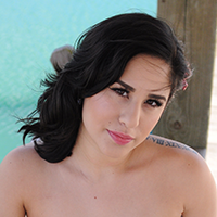 lindsey_photo.png