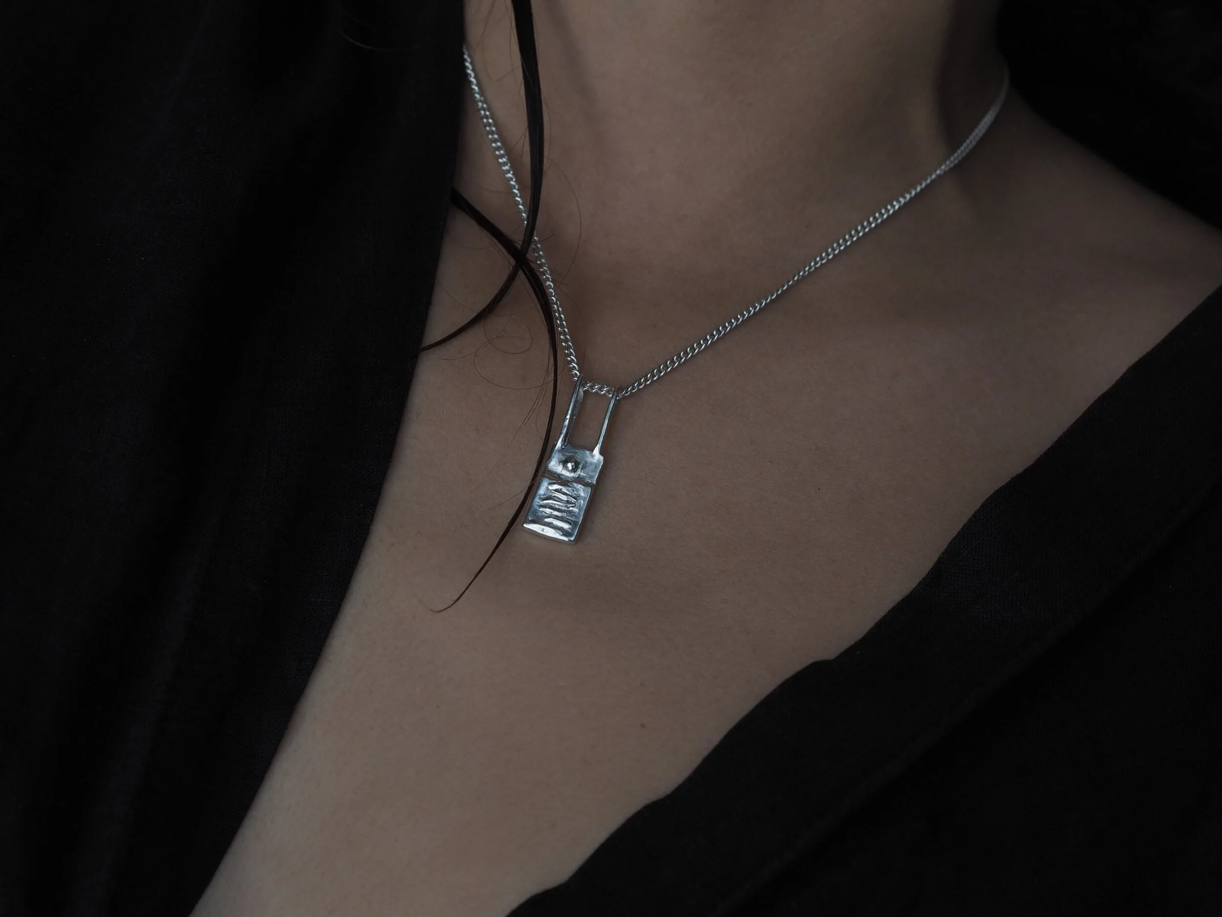 1E6095A1-5B0F-41F2-AE85-684276AD4878