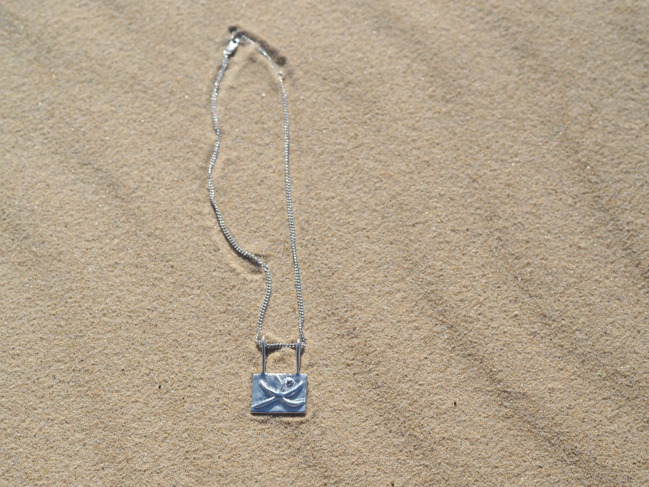 78B62950-3CCC-424F-A9B2-5854914F004E