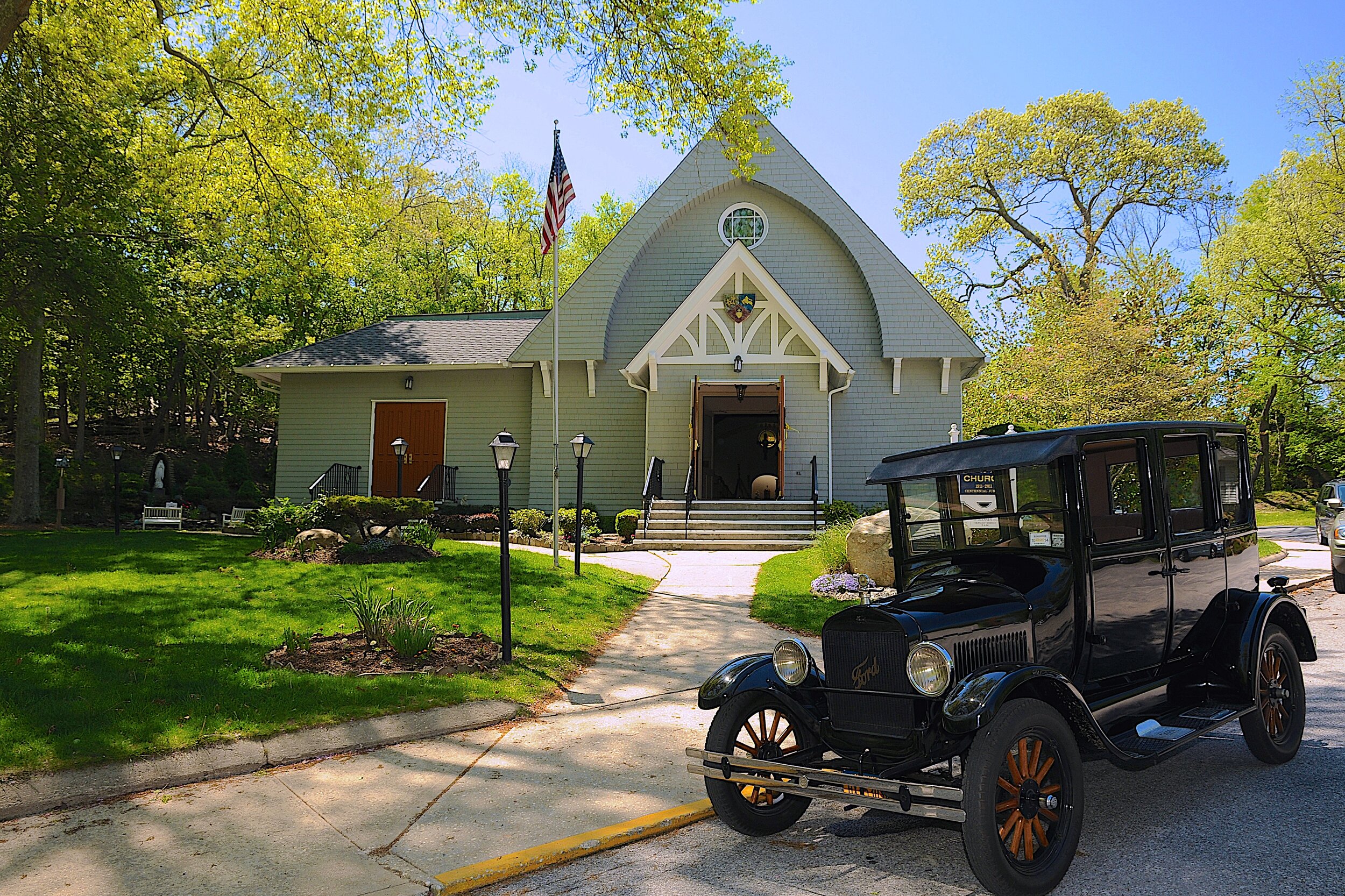 web- spring exterior with car.jpg