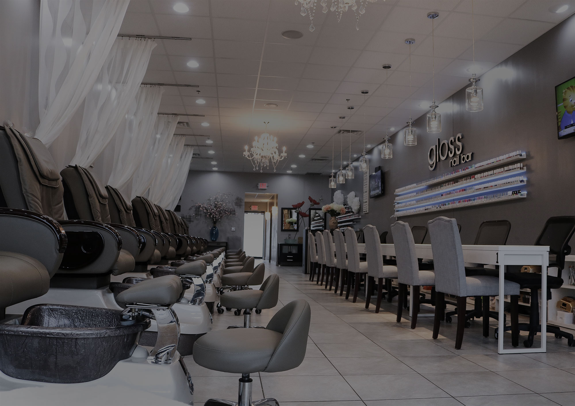 1. Luxe Nail Bar - wide 2
