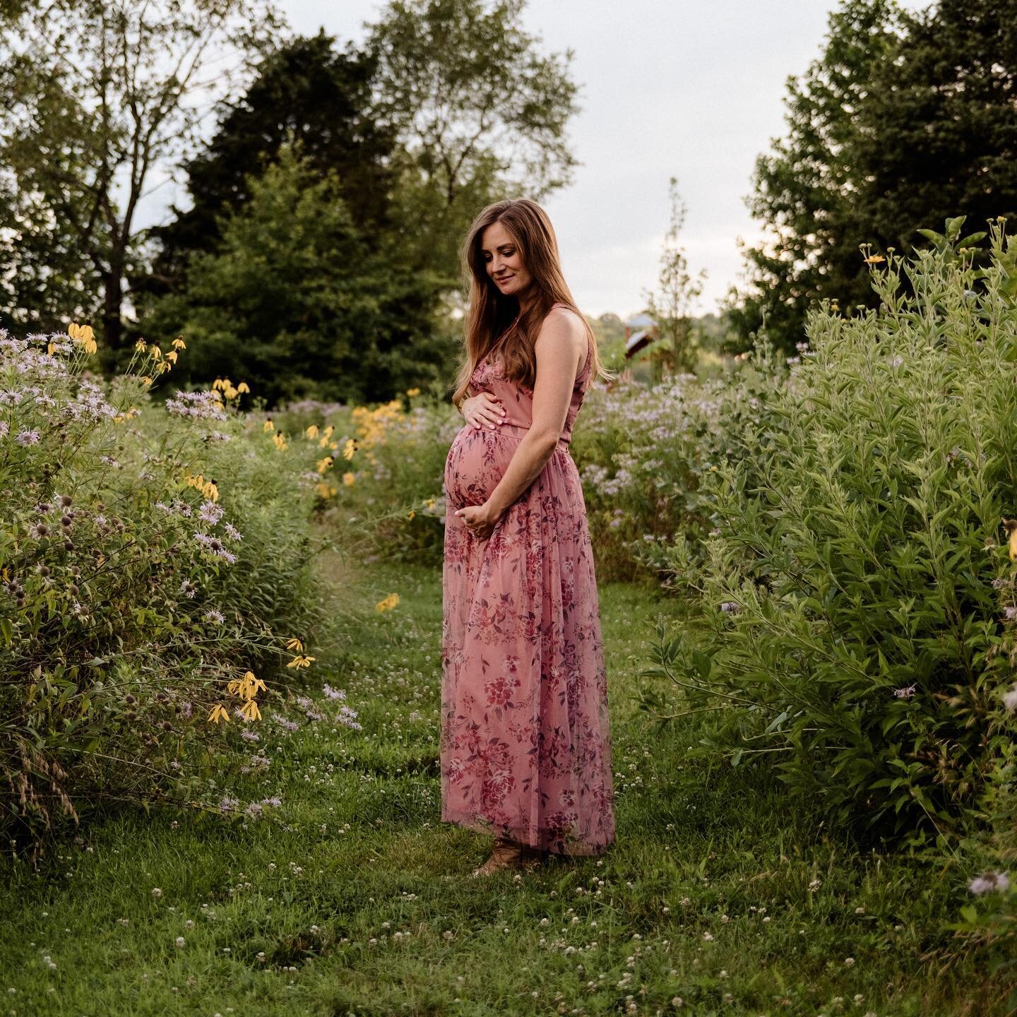 Spent some time in the wildflowers with Roseann, Jason, and baby-to-be Louise. Can&rsquo;t ask for any better weather and company for a mid-July shoot!