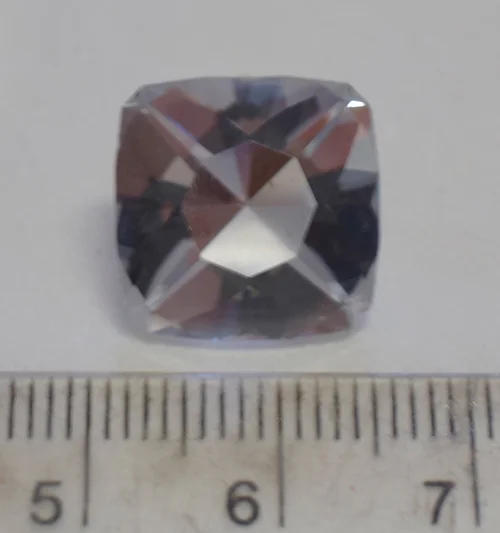 The Gem Cutter and the Jeweller