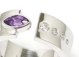 Amethyst ring for a Wedding Anniversary