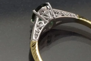 Remembering with jewellery