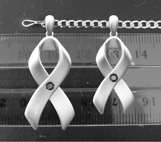 3.2cm version on the left and 2.7cm on the right.
