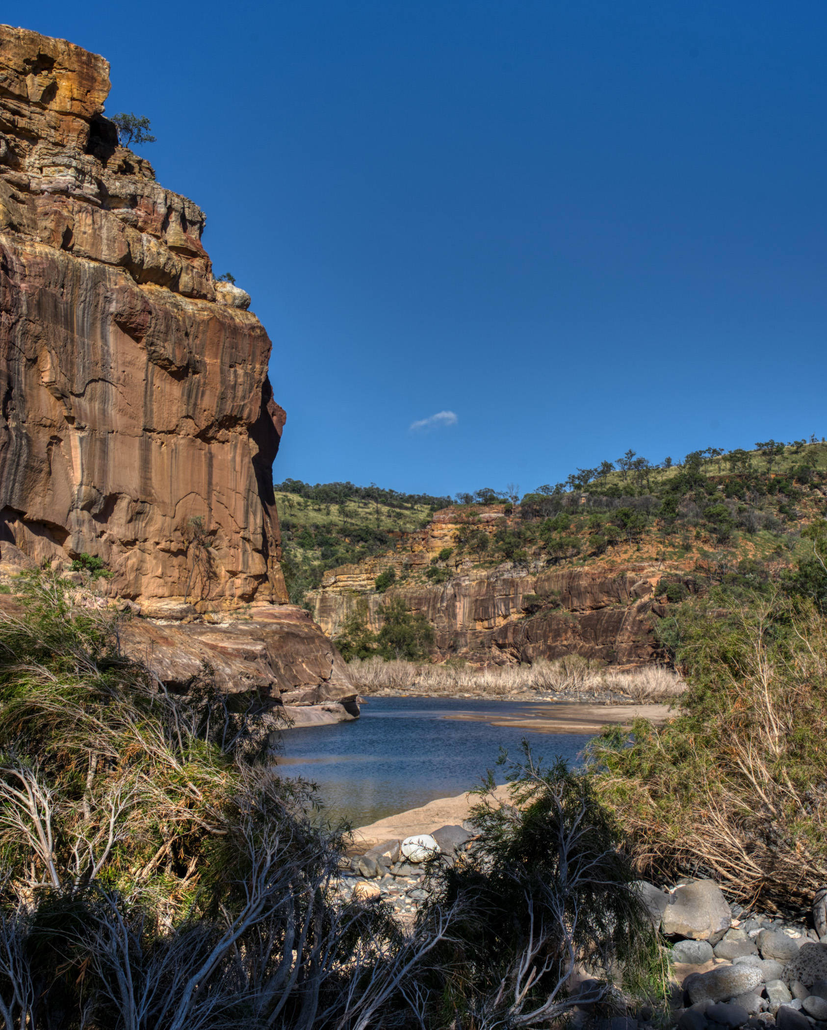 Once the Gorge runs into the Pyramid it snakes to the right and around.